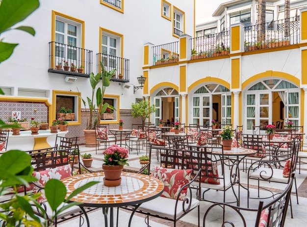 Patio Andaluz  Vincci la Rábida Sevilla