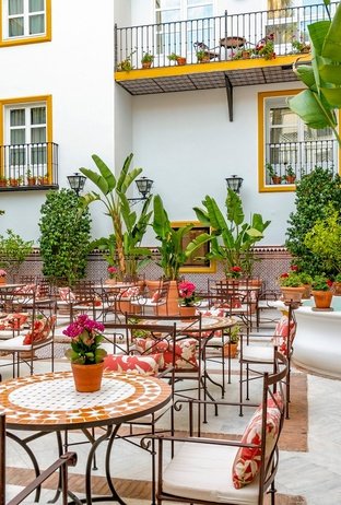 Patio Andaluz  Vincci la Rábida Sevilla