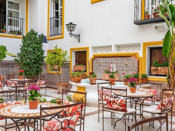 Restaurante Los Patios Vincci La Rábida 4* Sevilla Restaurante Los Patios Vincci La Rábida 4* Sevilla